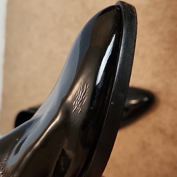 Gianvito Rossi Patent Leather Booties - Picture 6 of 16